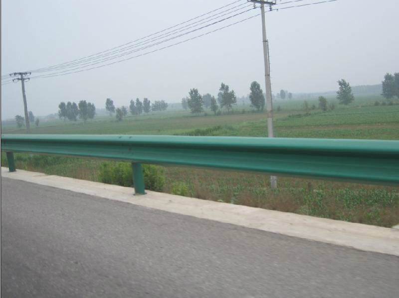 道路护栏有哪些优势？